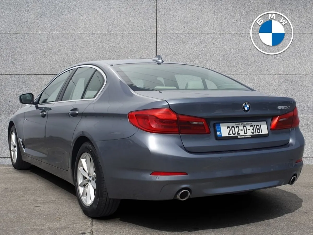 BMW 5-Series 520d SE Saloon - Image 2