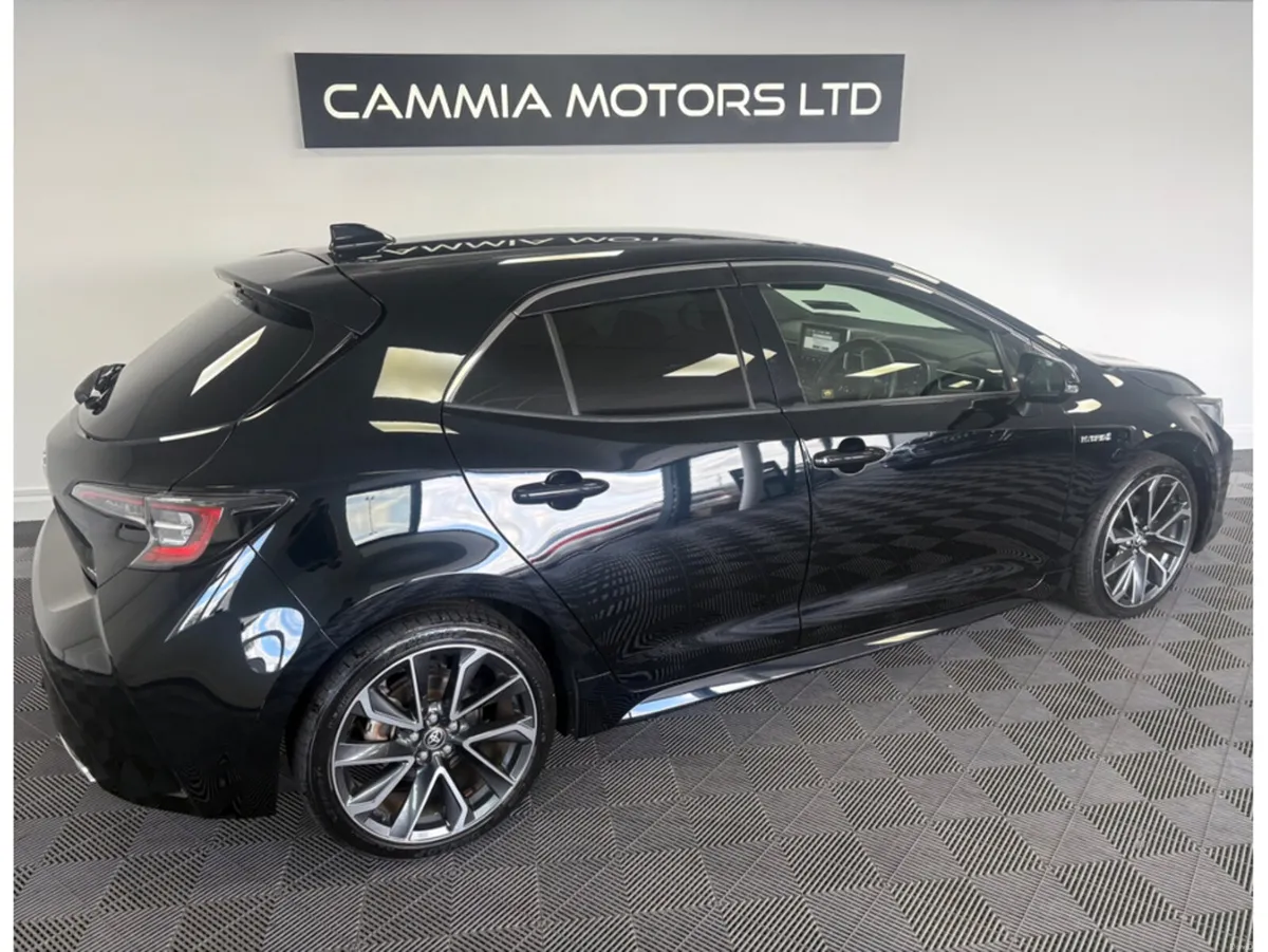 Toyota Corolla TOYOTA COROLLA 2019 1.8 PETROL HYBR - Image 2