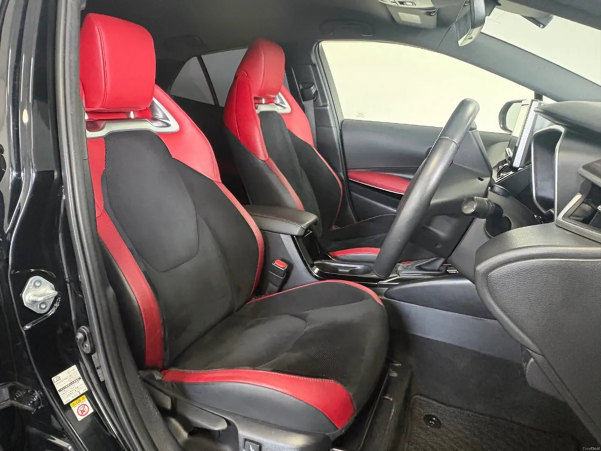 Toyota Corolla TOYOTA COROLLA 2019 1.8 PETROL HYBR - Image 5