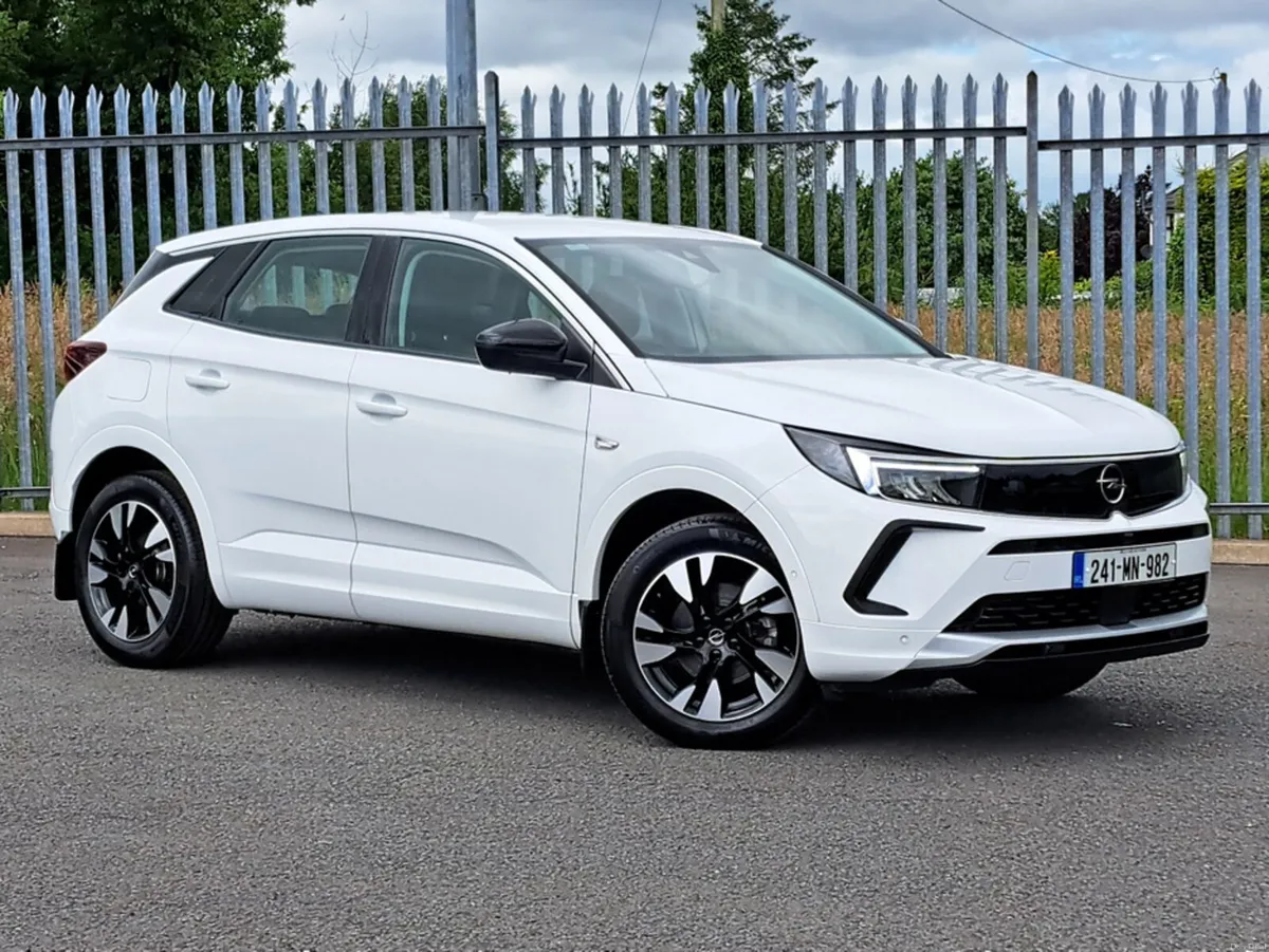 Opel Grandland ELEGANCE 1.5TD 130BHP 8-SPEED AUTOM - Image 3