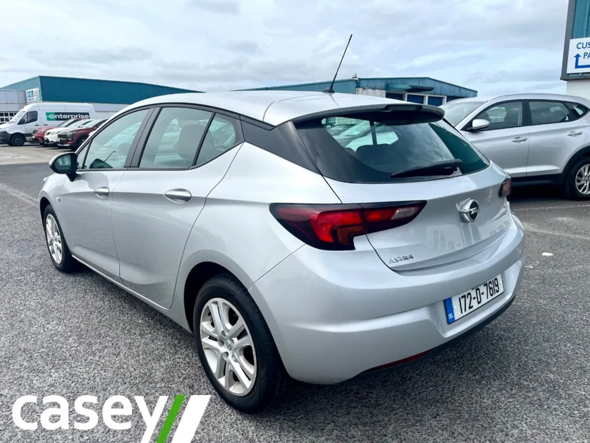 Opel Astra E 1.4 I 100PS 5DR - Image 2