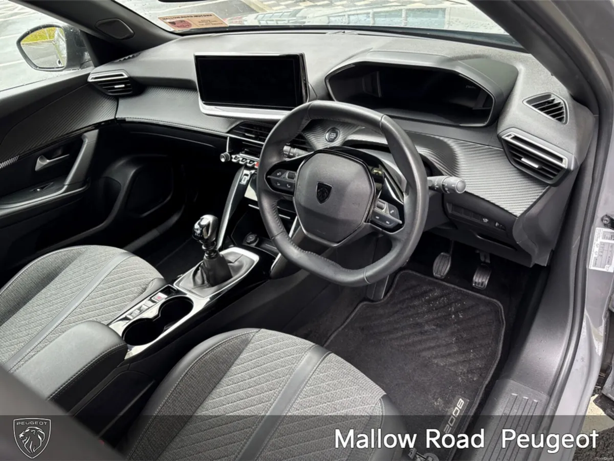Peugeot 2008 ALLURE 1.2 PURETECH MY23 - Image 2