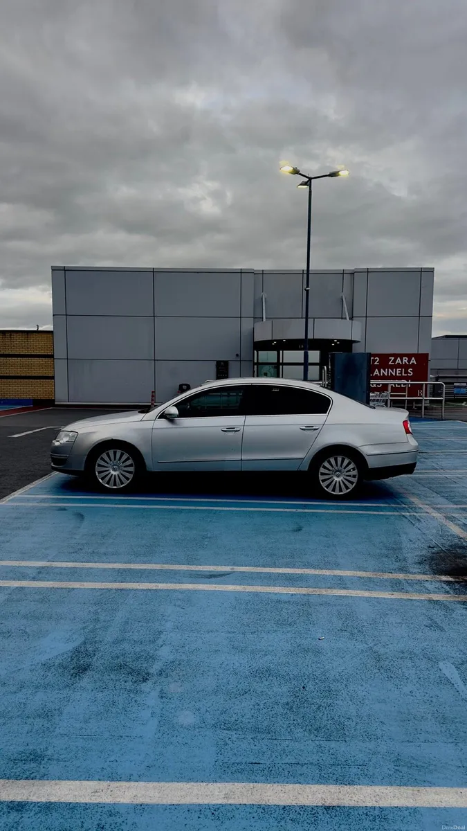 VW PASSAT 2.0TDI 2010 - Image 4
