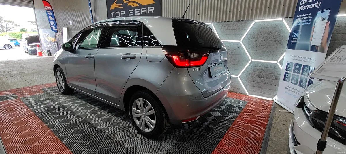 2020 Honda Fit- 1.5 Patrol Hybrid - Image 6