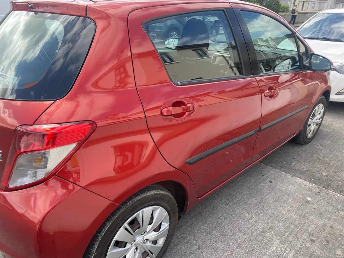 Toyota Yaris - Image 3