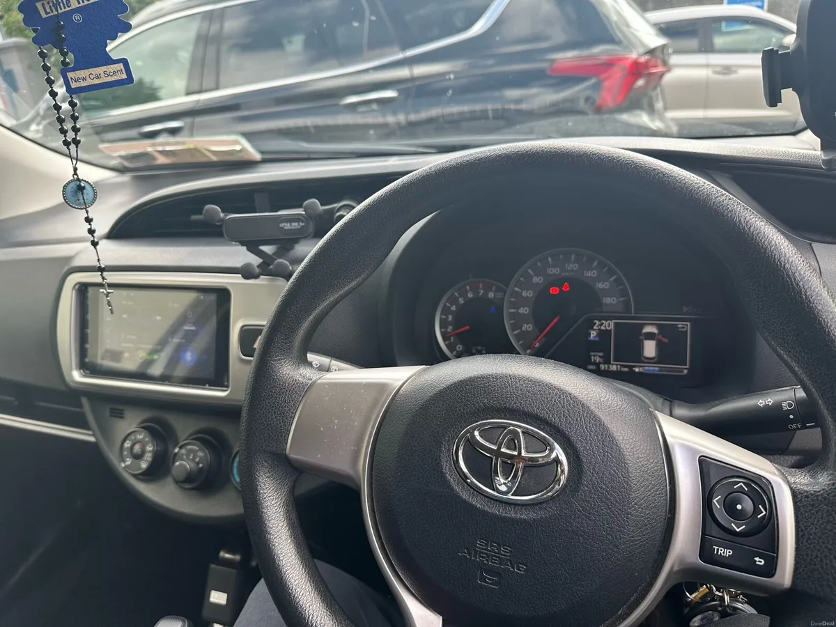 Toyota Vitz - Image 4