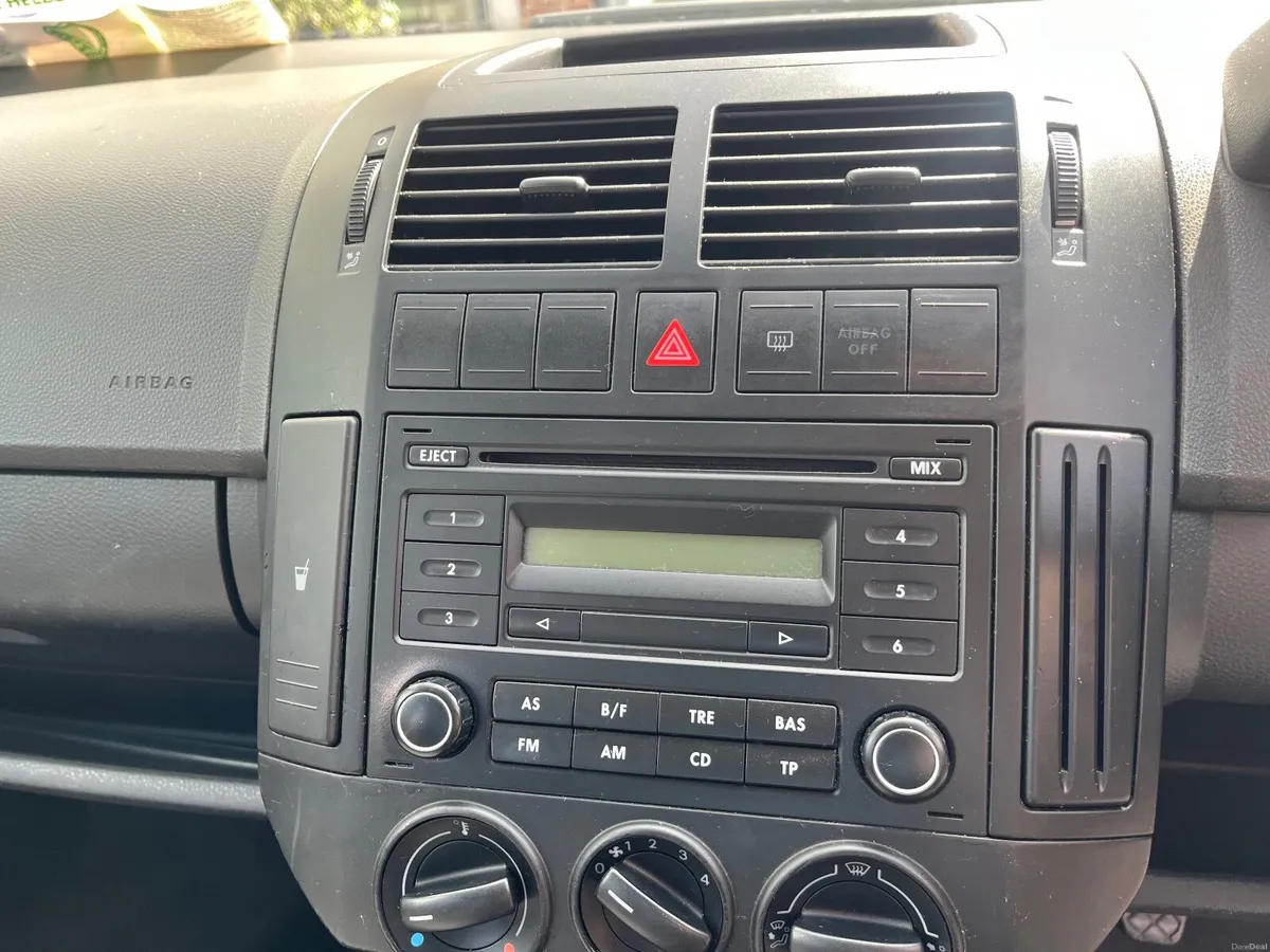 Volkswagen Polo 2006 - Image 3