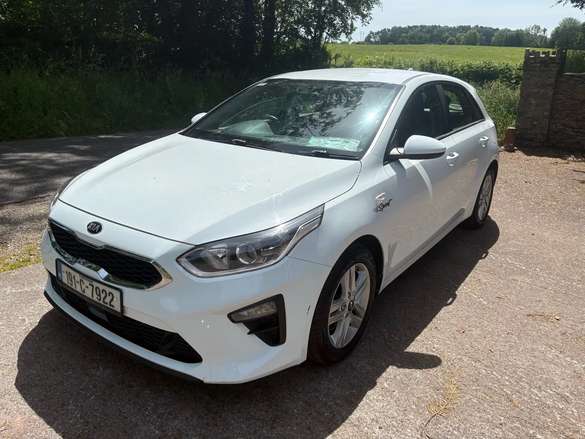 KIA CEED 1.0 PETROL LOW KILOMETRES - Image 3