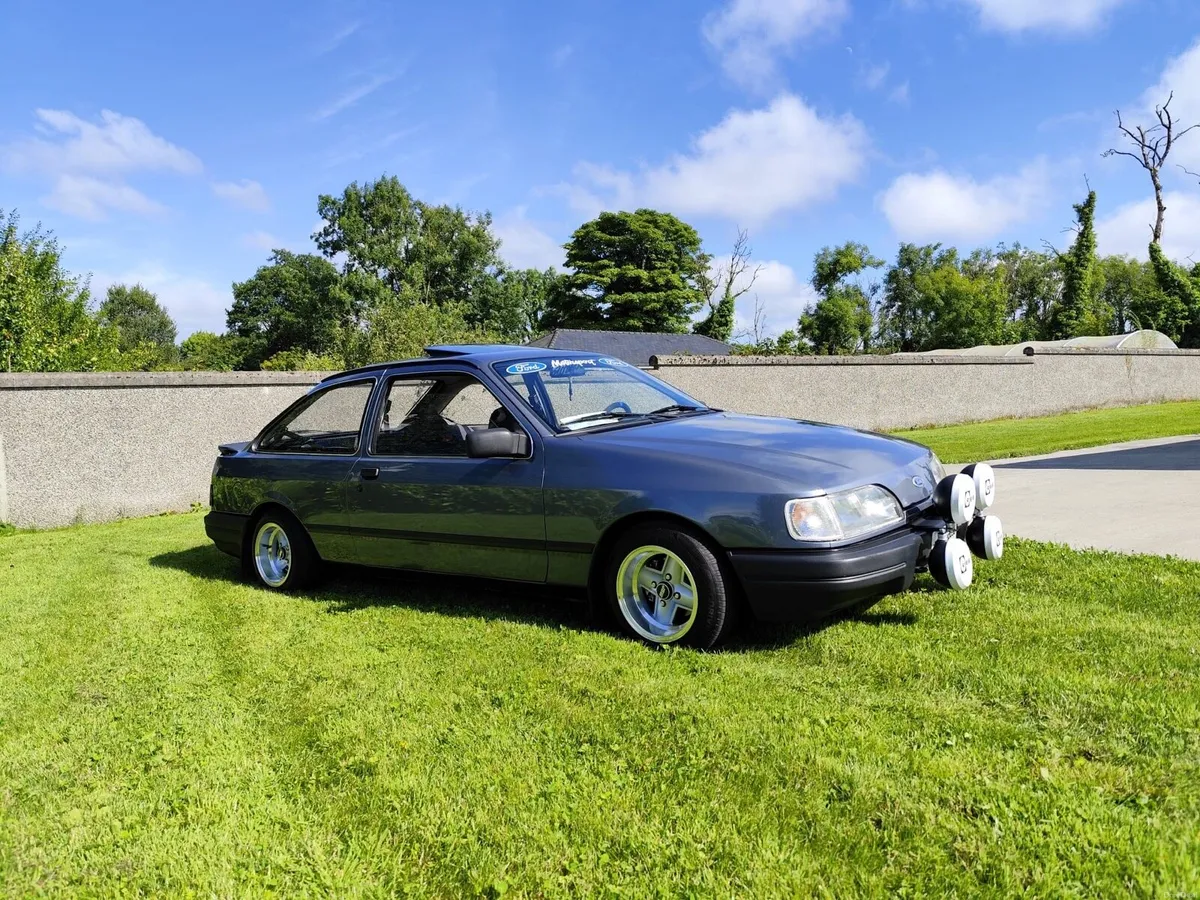 Ford Sierra - Image 6
