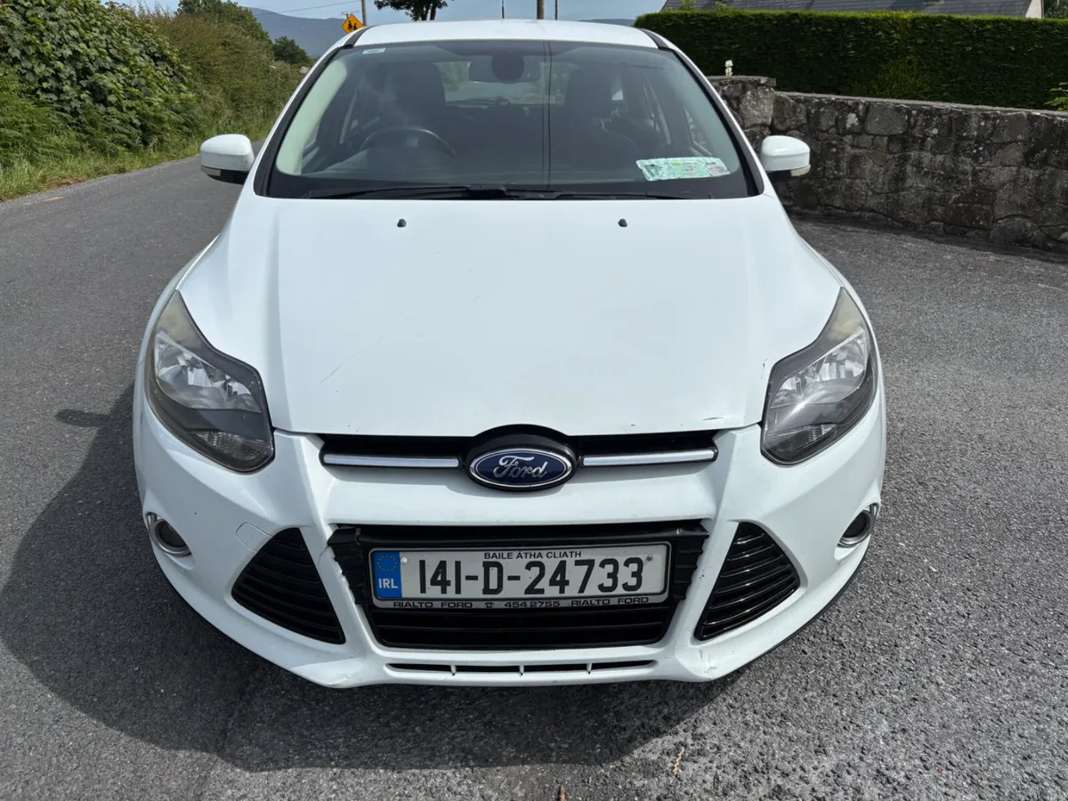 Ford Focus 2014 1.6 titanium - Image 2