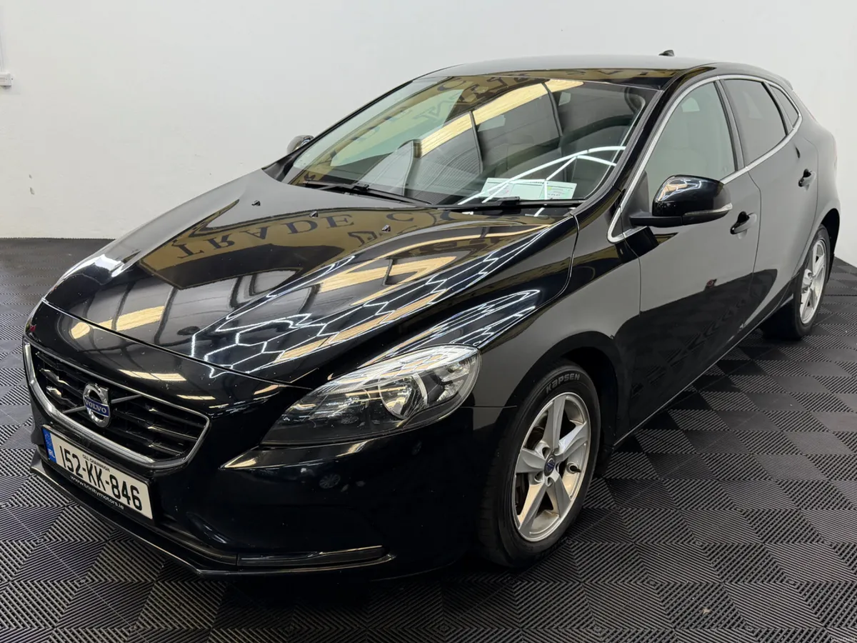 152 Volvo V40 2.0 diesel automatic - Image 4