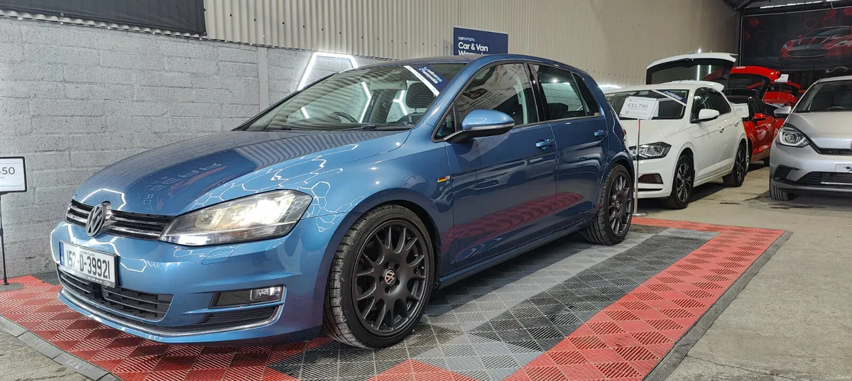 152 VW Golf 1.4 Petrol Automatic TSI Highline - Image 2