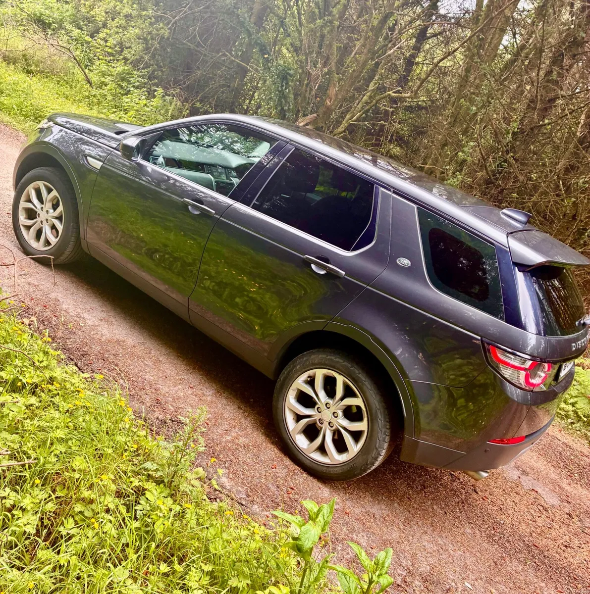 Land Rover Discovery Sport 2018 - Image 1