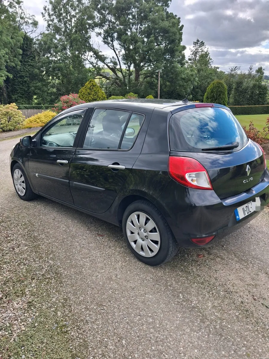 2011 renault clio 1.2 - Image 2