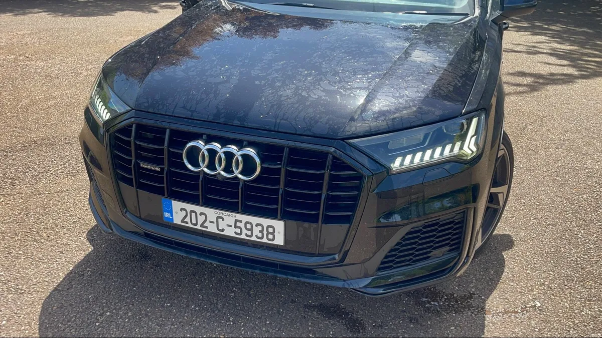 Audi Q7 2020 TDI 50 Quattro S-Line  - Commercial - Image 5