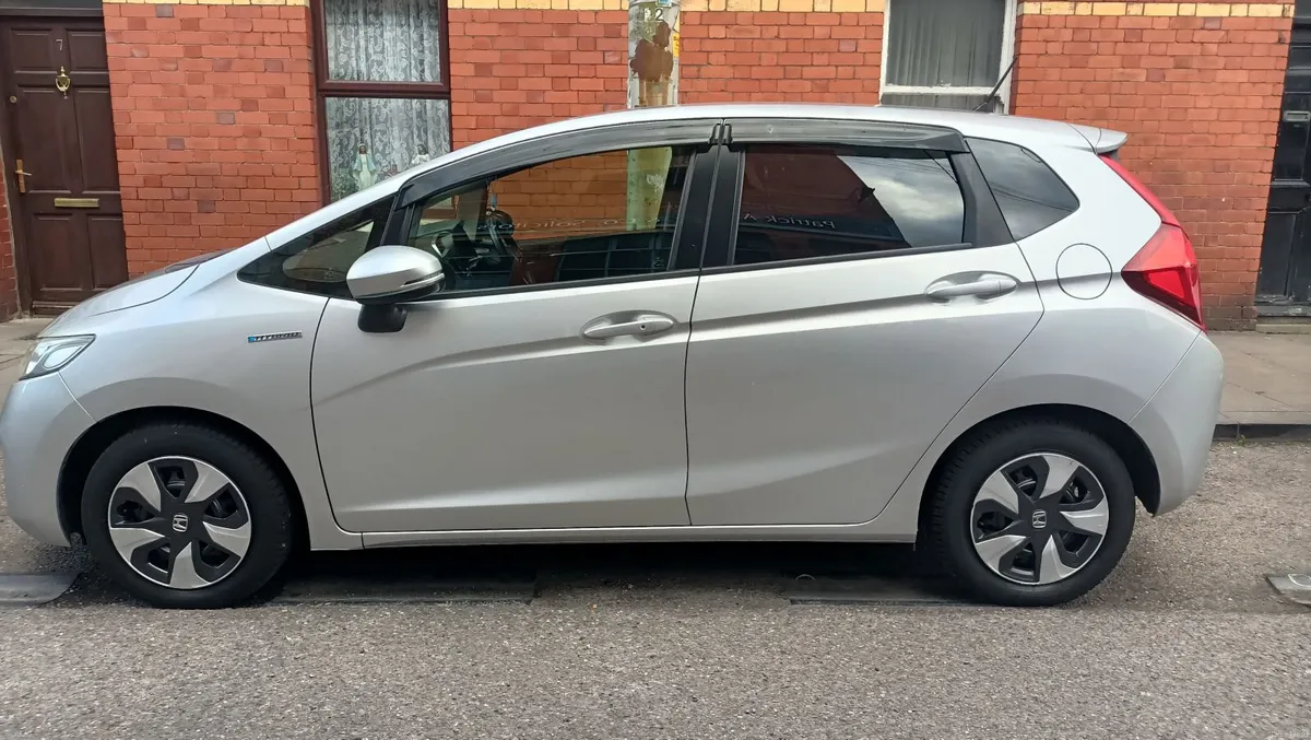 Honda Fit 2016 - Image 3
