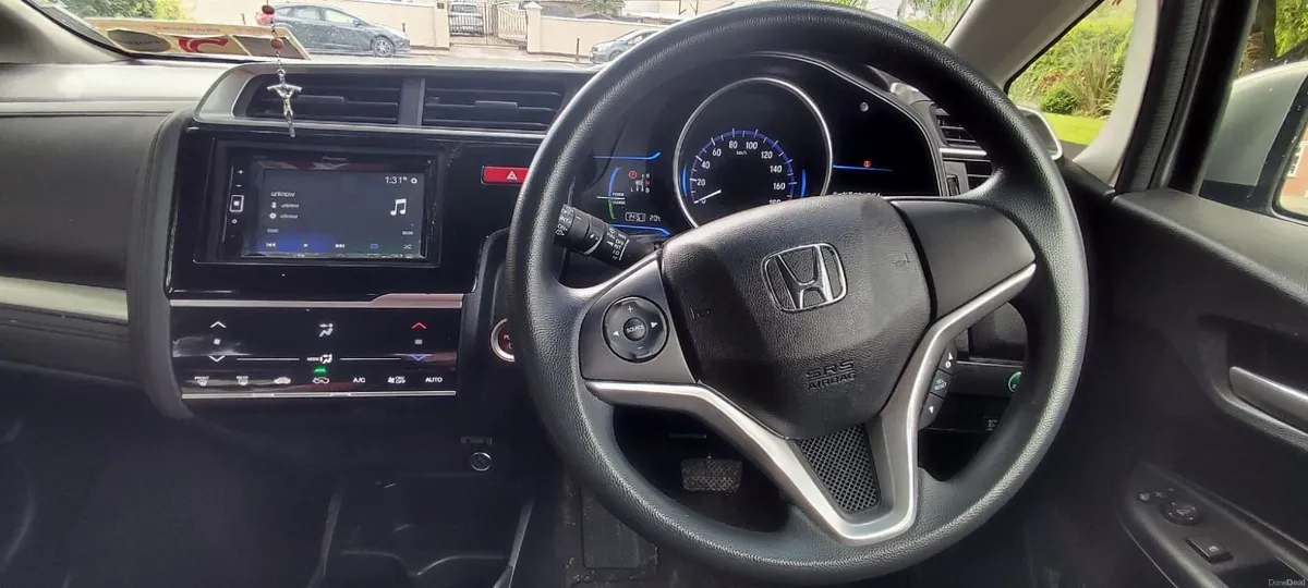 Honda Fit 2016 - Image 5