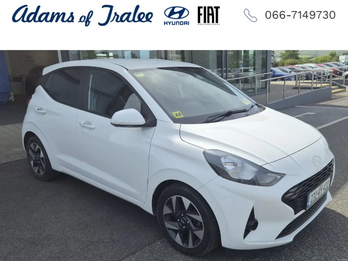 Hyundai i10 DELUXE PLUS 5DR - Image 1