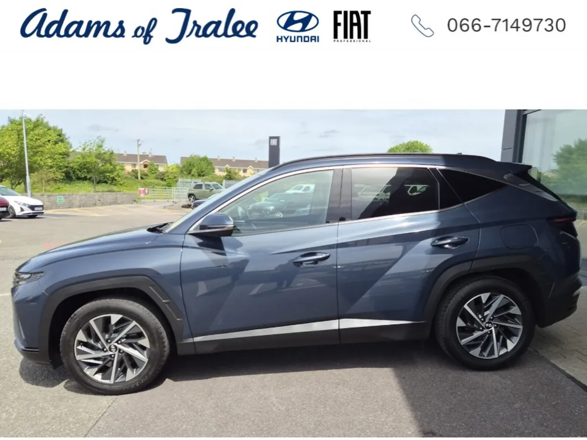 Hyundai Tucson IX35 EXECUTIVE PLUS DIESEL 5 5DR - Image 2