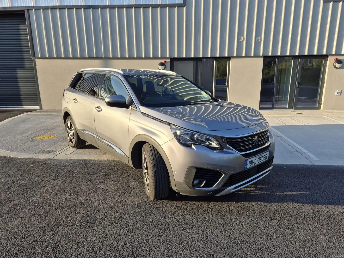 Peugeot 5008 2019 - Image 1