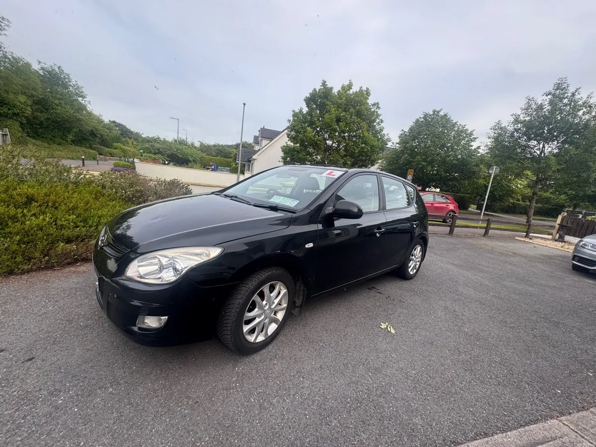 Hyundai i30 2008 - Image 2