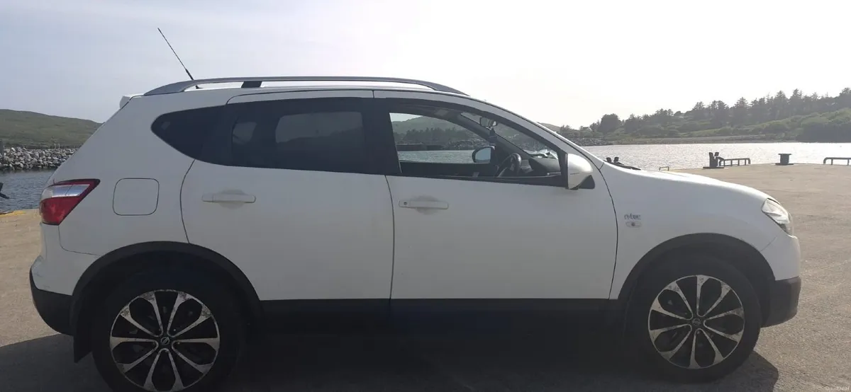 2012 Nissan Qashqai 1.5 dCi, 6Speed manual,N-tec+ - Image 2