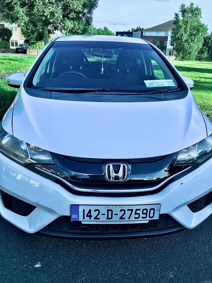 Honda fit 2014 Hybrid - Image 1