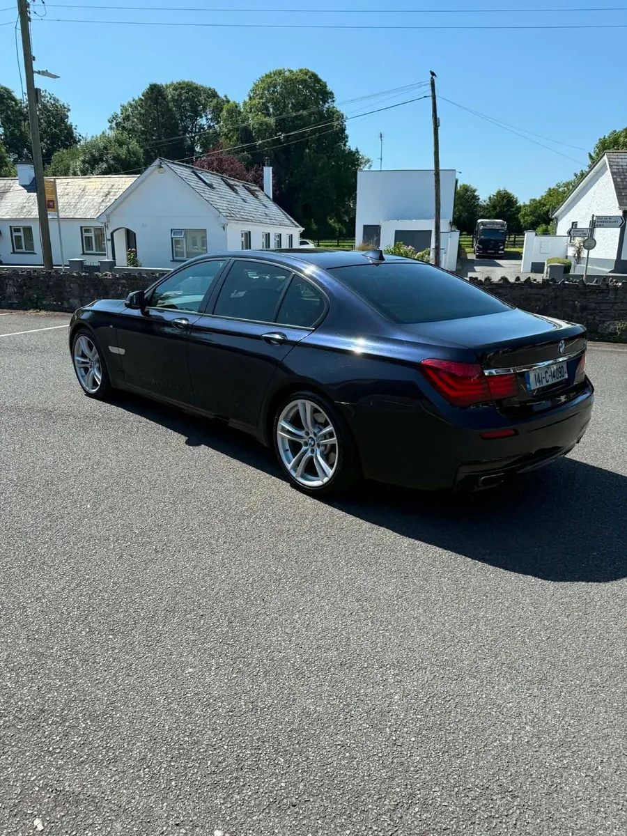 BMW 740D M Sport 2014 - Image 6