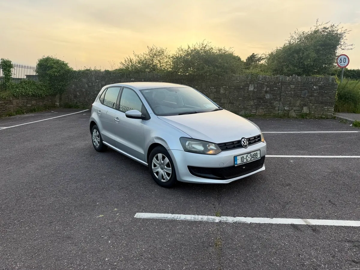 Volkswagen polo 1.2 manual - Image 1