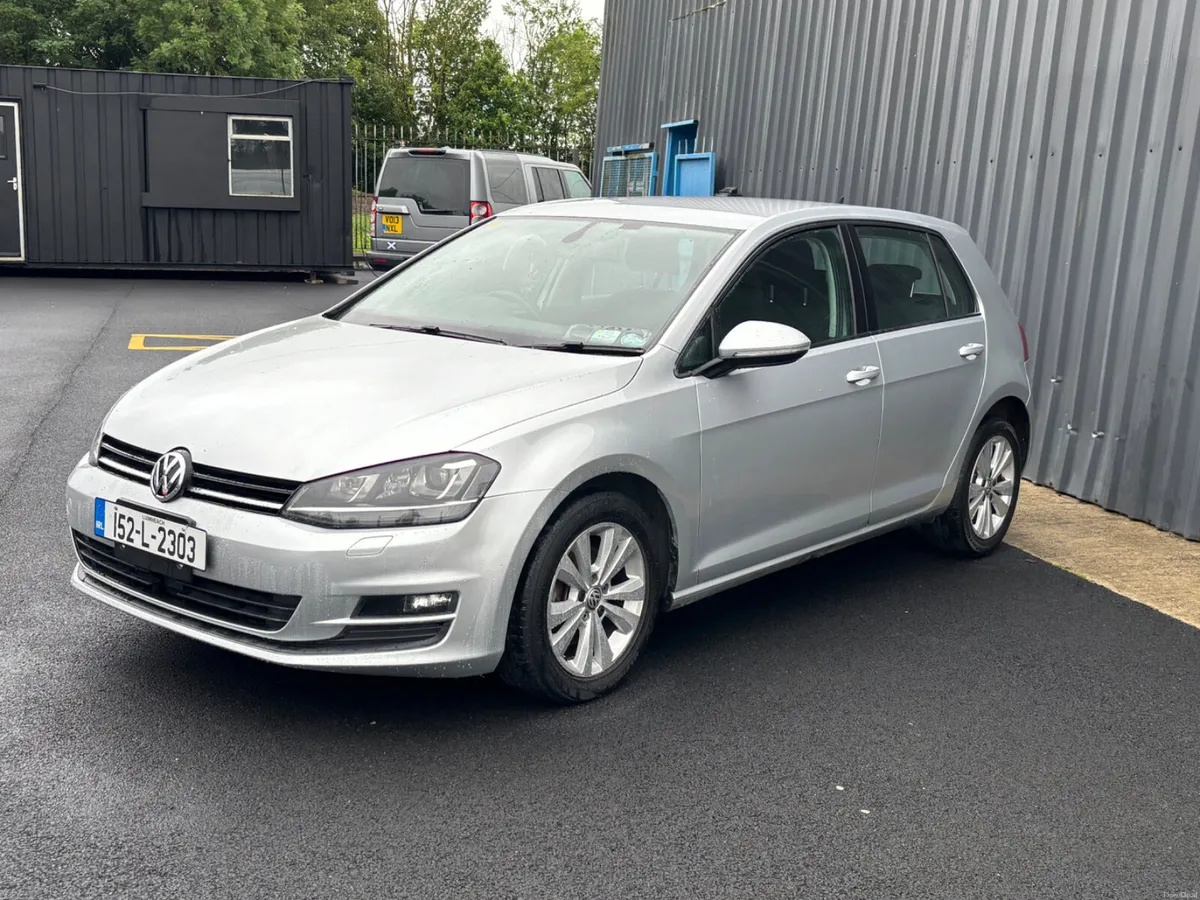 Volkswagen Golf 2015 automatic - Image 3