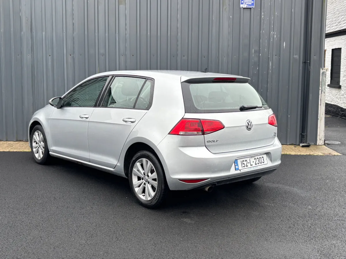 Volkswagen Golf 2015 automatic - Image 5