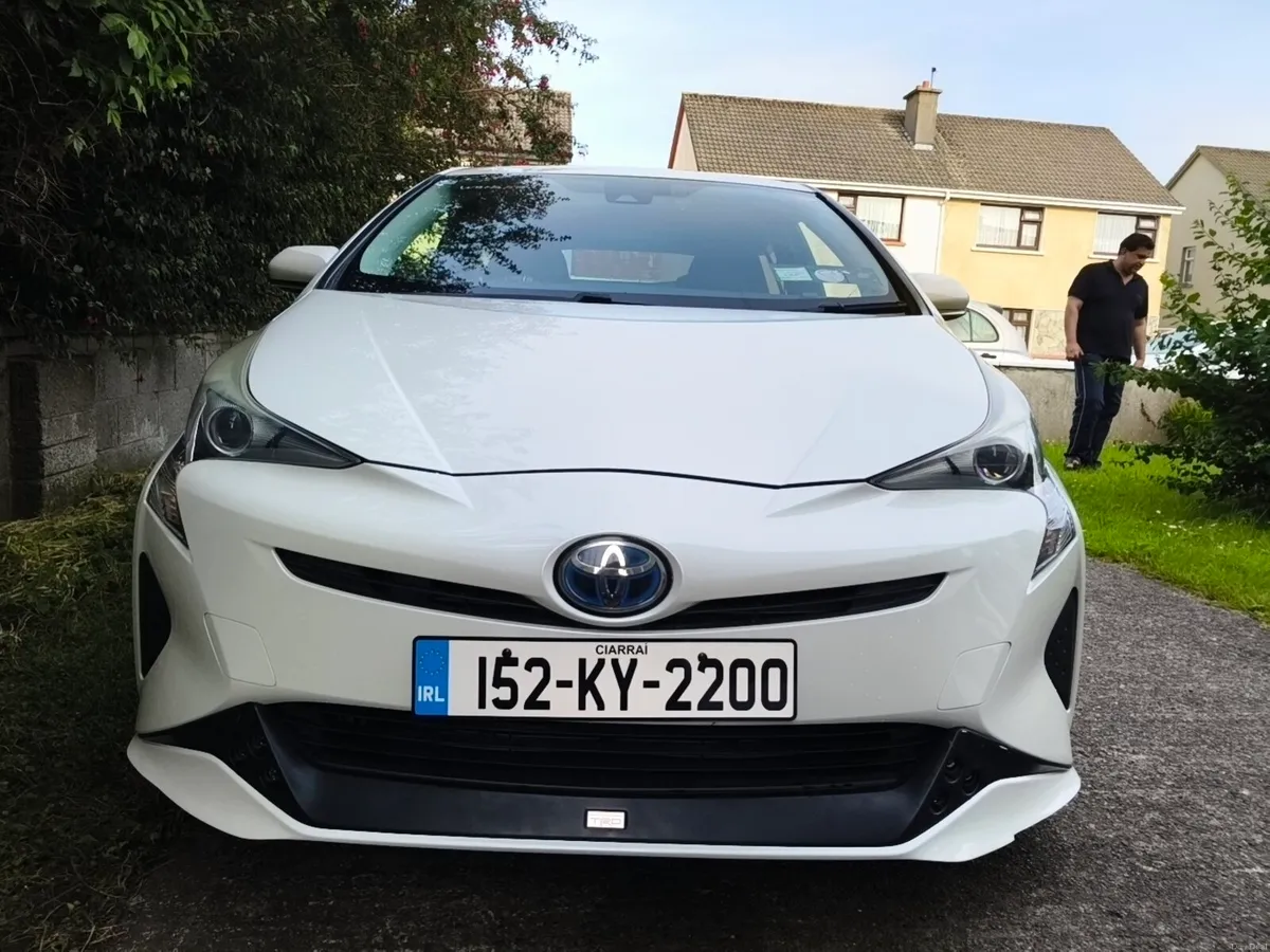 Toyota Prius ZVW50 Hybrid2015 - Image 4