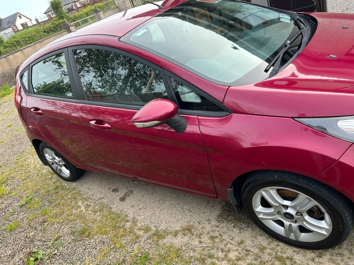 Ford fiesta - Image 3