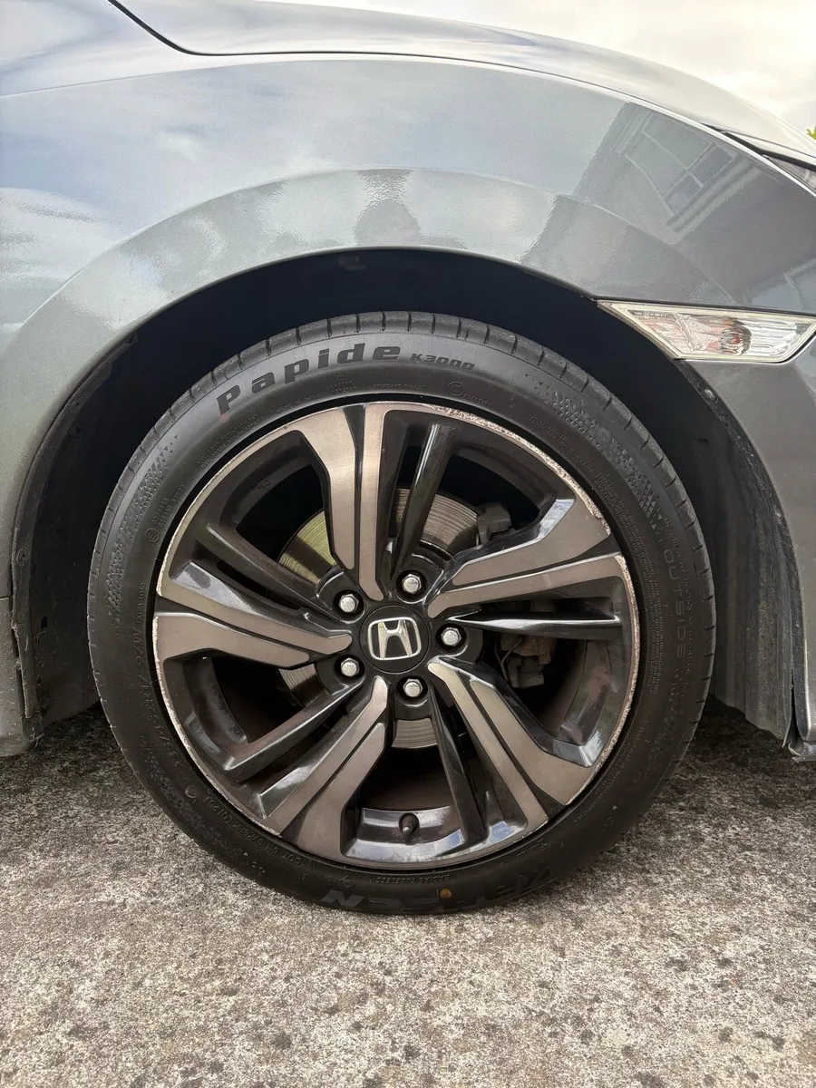 Honda Civic - Image 4