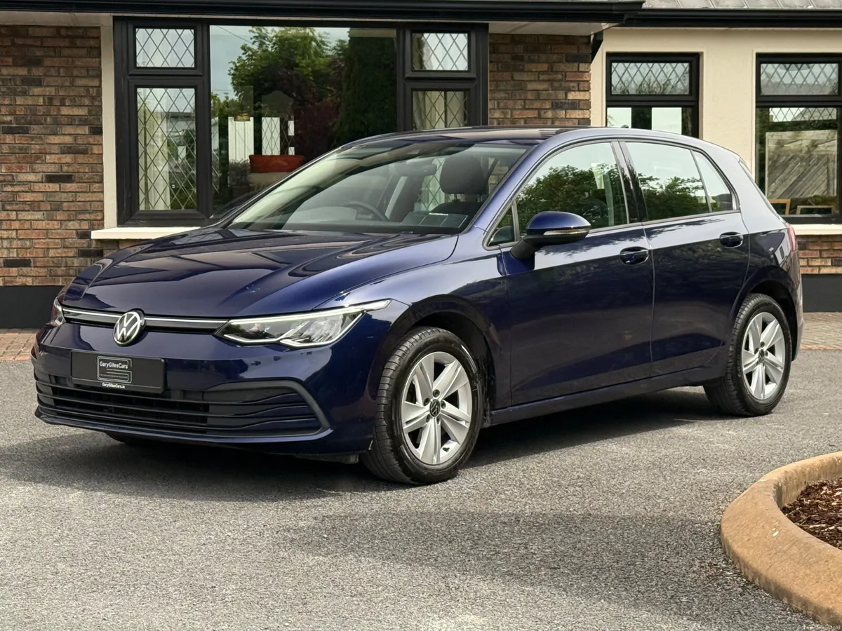Stunning 221 Volkswagen Golf Life! - Image 3