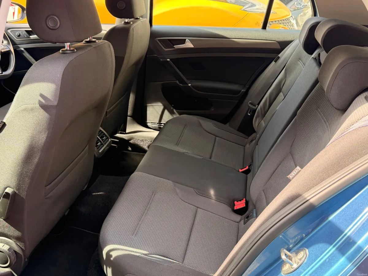 Volkswagen Golf 2013 1.2 Automatic - Image 3