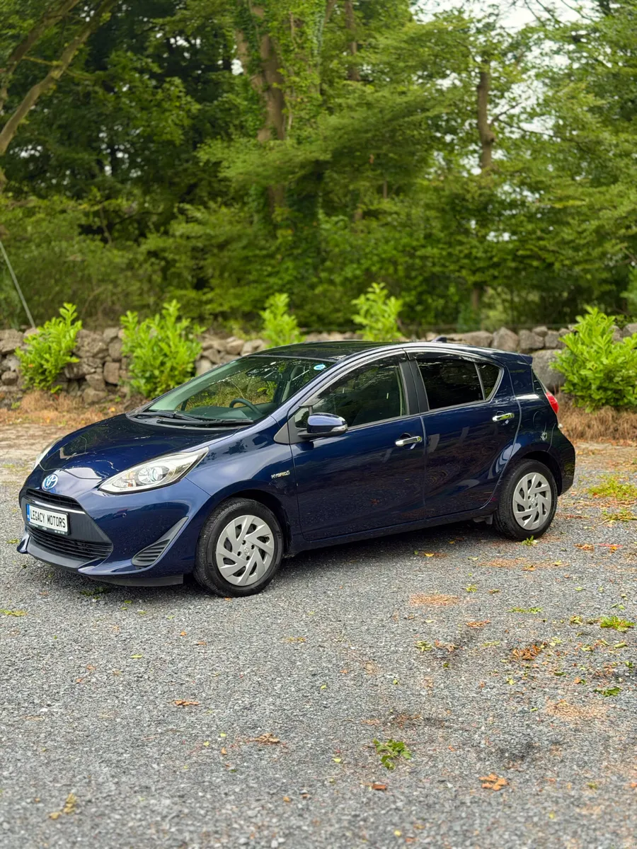 2019-2 Toyota Aqua Hybrid | 85,000 KM | Auto - Image 5
