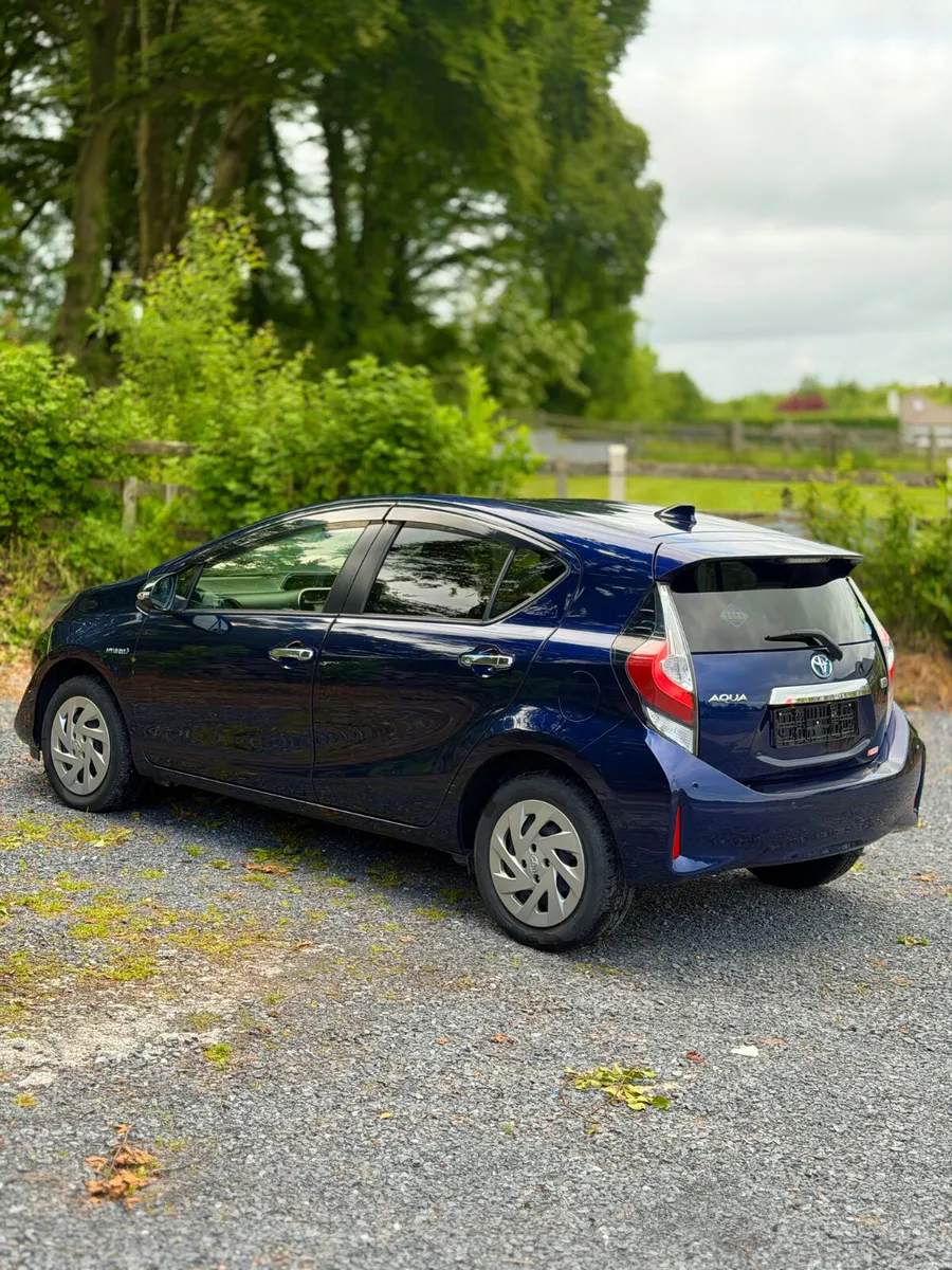 2019-2 Toyota Aqua Hybrid | 85,000 KM | Auto - Image 6