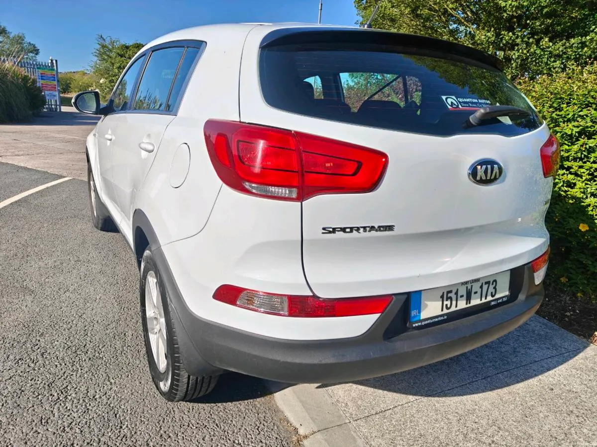 2015 kia sportage - Image 4
