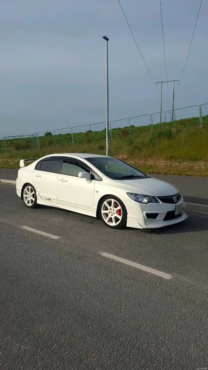 Honda Civic Type R FD2 - Image 2