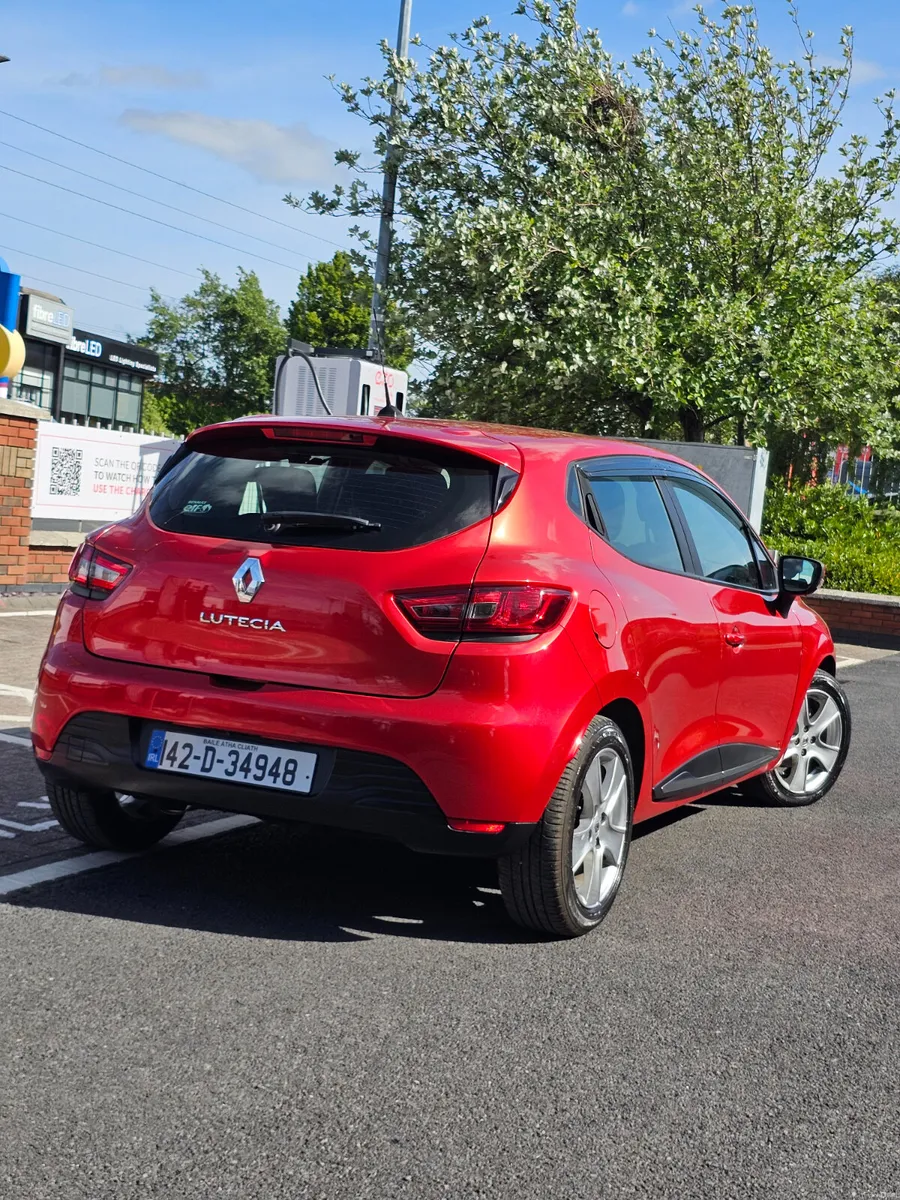 Renault Clio 2014 Automatic - Image 2