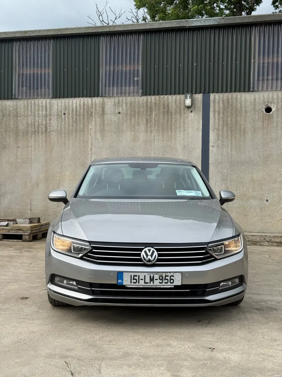 Volkswagen Passat 2015 - Image 3