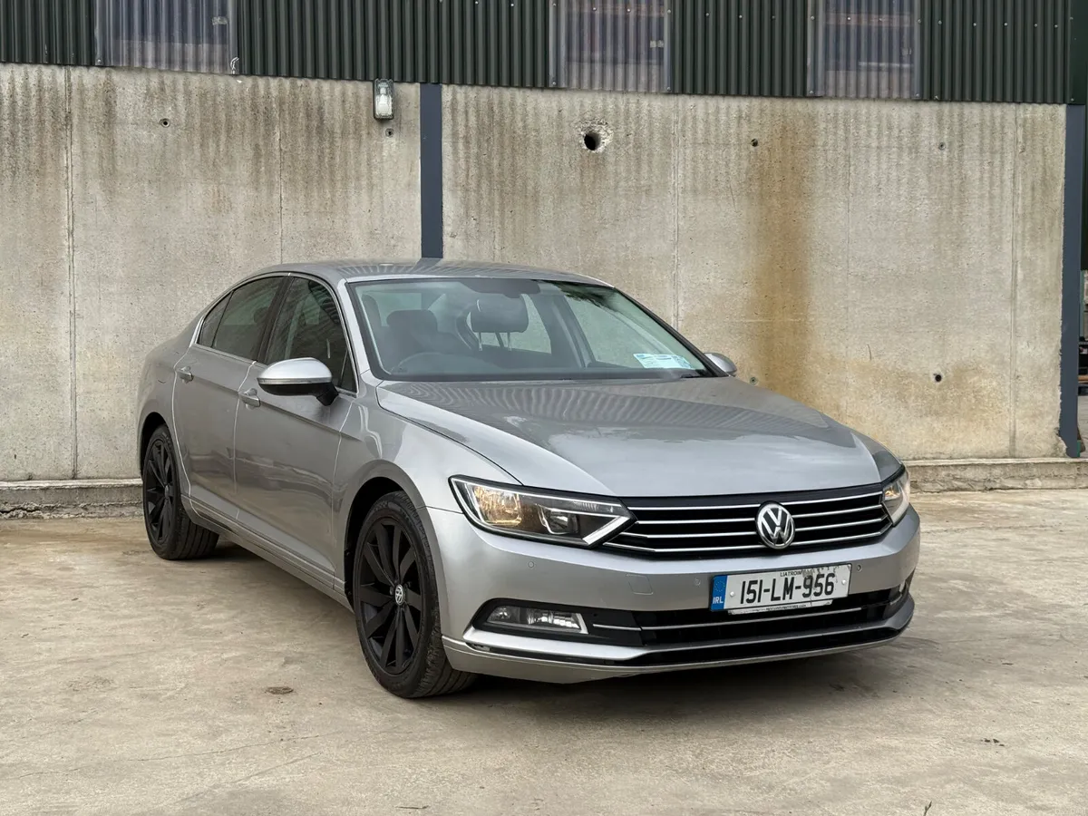 Volkswagen Passat 2015 - Image 1