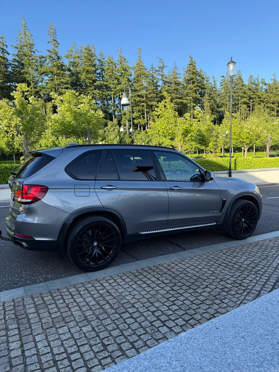 BMW X5 4.0D - Image 2