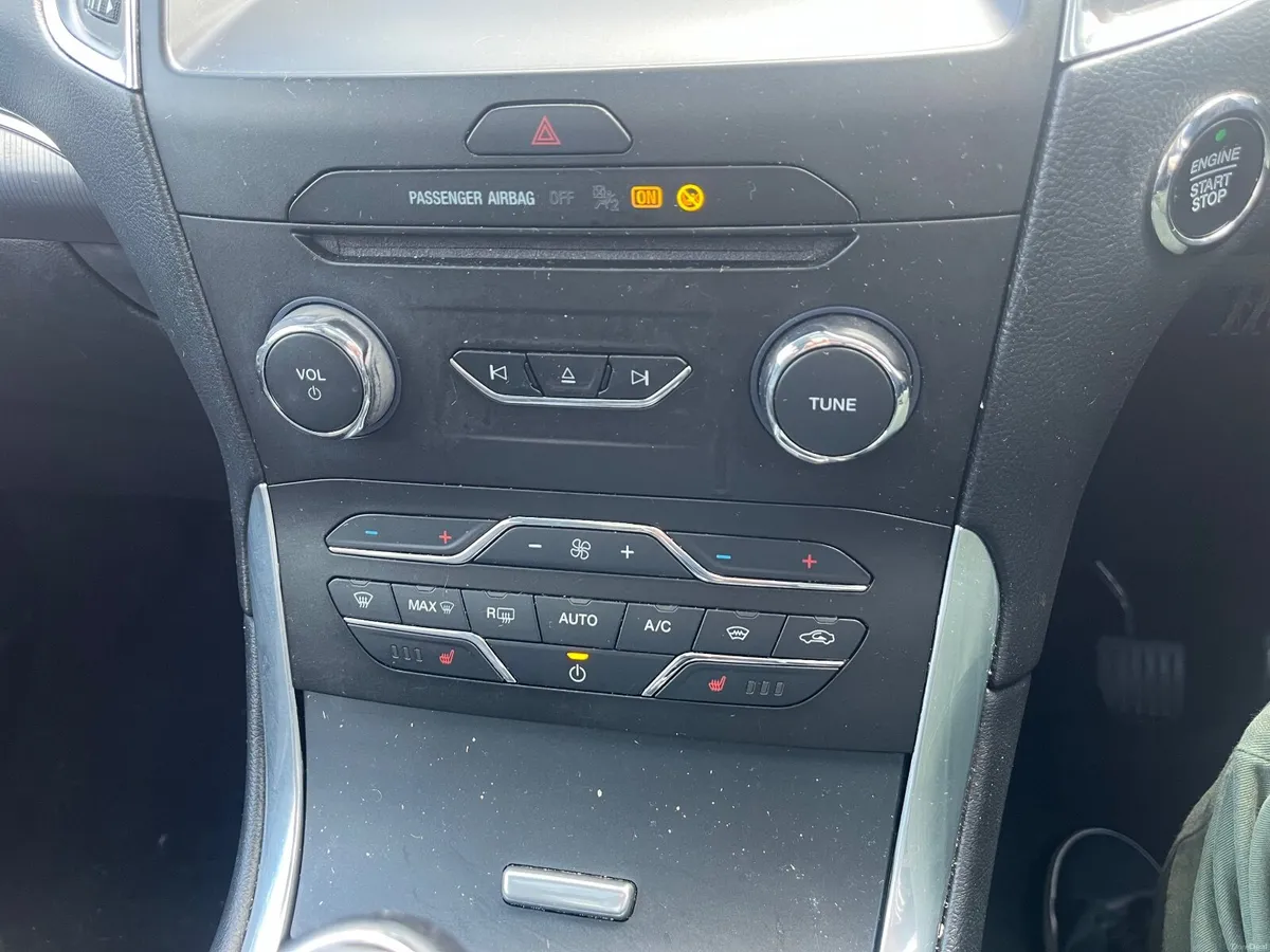 Ford Galaxy 2019 - Image 4