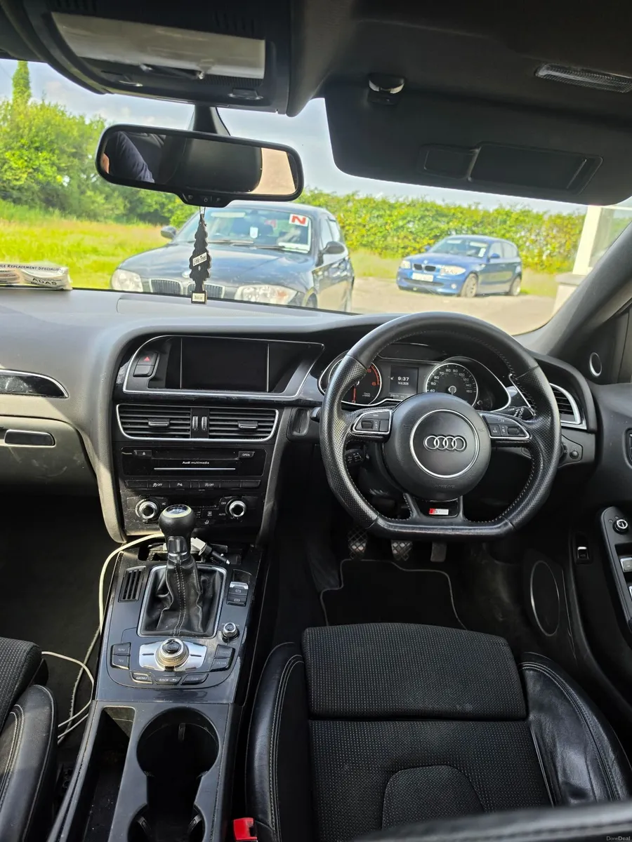 Audi A4 quattro  Sline black edition estate - Image 4