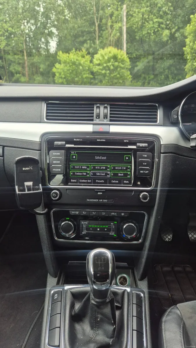 Skoda Superb 2010 - Image 3
