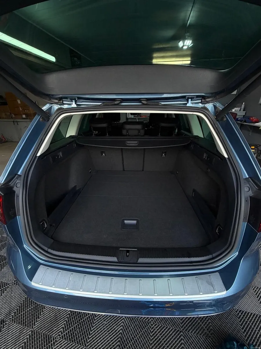 Volkswagen Passat 2016 Estate - Highline Edition - Image 2