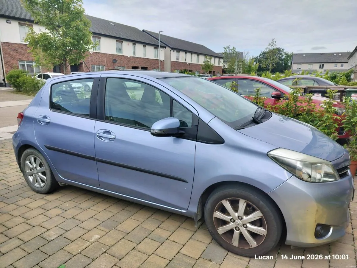 Toyota yaris - Image 2