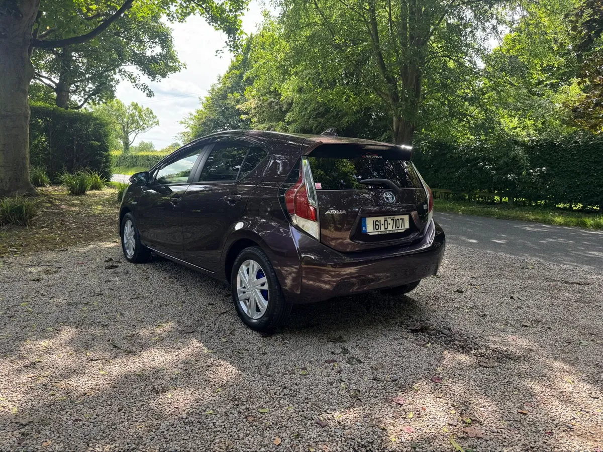 Toyota Aqua 2016 - Image 3